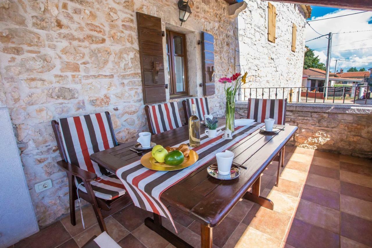 Nona Nina Apartment Vižinada Екстериор снимка
