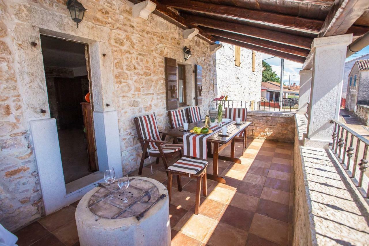 Nona Nina Apartment Vižinada Екстериор снимка
