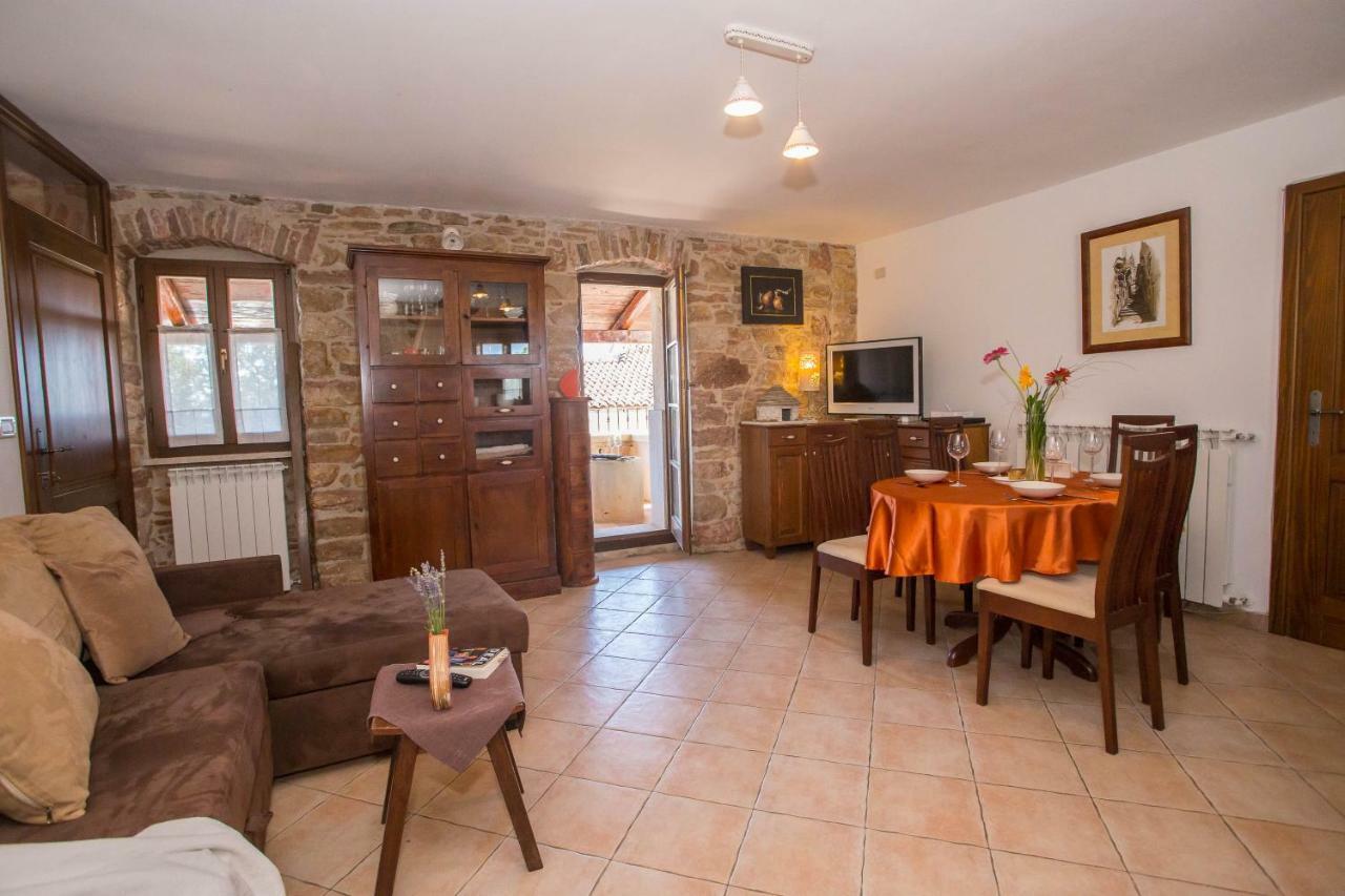 Nona Nina Apartment Vižinada Екстериор снимка